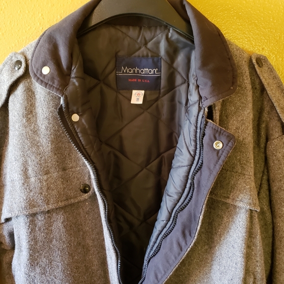 HOST PICK 😊 Manhatten Grey Wool Winter Jacket Sz 40M Like New! - Picture 2 of 8